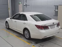 Toyota CROWN лот № 30526 оценка 3.5  с аукциона в Японии 5