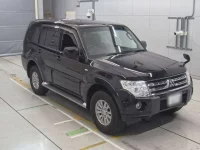 Mitsubishi PAJERO лот № 30525 оценка 4  с аукциона в Японии 4