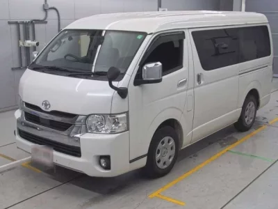 Toyota HIACE VAN  с аукциона в Японии