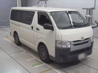 Toyota REGIUS ACE VAN лот № 40011 оценка RA  с аукциона в Японии 4