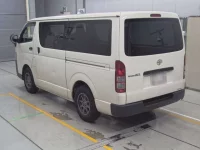 Toyota REGIUS ACE VAN лот № 40011 оценка RA  с аукциона в Японии 5