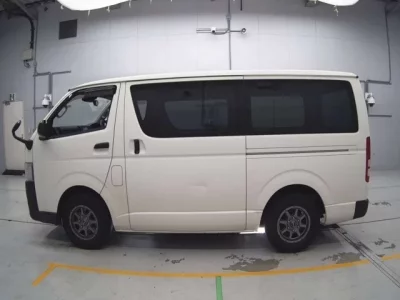 Toyota REGIUS ACE VAN  с аукциона в Японии
