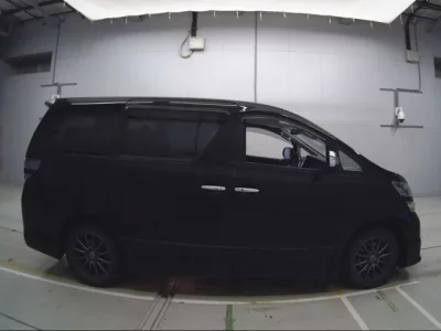 Toyota VELLFIRE  с аукциона в Японии