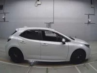 Toyota COROLLA SPORT лот № 30539 оценка 4.5  с аукциона в Японии 2