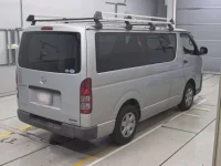 Toyota REGIUS ACE VAN лот № 40020 оценка RA  с аукциона в Японии 1