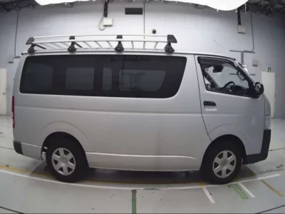 Toyota REGIUS ACE VAN  с аукциона в Японии