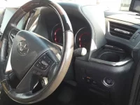 Toyota ALPHARD лот № 30543 оценка 4  с аукциона в Японии 6