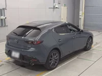 Mazda MAZDA3 лот № 20071 оценка 5  с аукциона в Японии 1