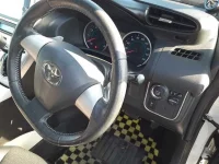 Toyota WISH лот № 30552 оценка 4  с аукциона в Японии 6