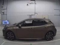 Toyota COROLLA SPORT лот № 30554 оценка R  с аукциона в Японии 3