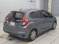 Honda FIT лот № 30556 оценка 5  с аукциона в Японии 1