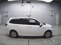 Toyota COROLLA FIELDER лот № 30562 оценка 3.5  с аукциона в Японии 2