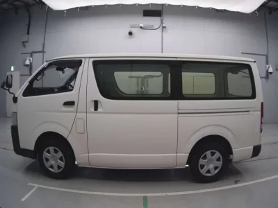 Toyota REGIUS ACE VAN