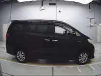 Toyota ALPHARD лот № 30566 оценка 3.5  с аукциона в Японии 2