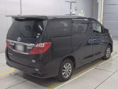 Toyota ALPHARD  с аукциона в Японии