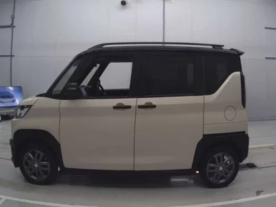 Mitsubishi DELICA MINI