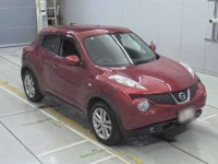 Nissan JUKE лот № 30569 оценка 4  с аукциона в Японии 4
