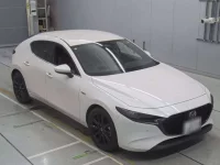 Mazda MAZDA3 лот № 20096 оценка 5  с аукциона в Японии 4
