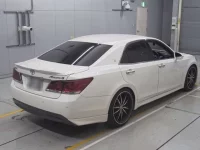 Toyota CROWN лот № 30576 оценка 3.5  с аукциона в Японии 1