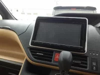 Toyota NOAH лот № 30577 оценка R  с аукциона в Японии 9