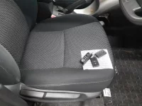 Toyota AURIS лот № 30578 оценка 3.5  с аукциона в Японии 7