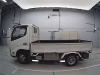 Toyota TOYOACE лот № 40052 оценка 4  с аукциона в Японии 3