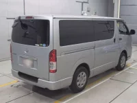 Toyota REGIUS ACE VAN лот № 40058 оценка R  с аукциона в Японии 1