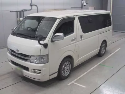 Toyota REGIUS ACE VAN