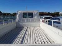 Mazda BONGO лот № 40076 оценка 4  с аукциона в Японии 9