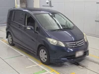 Honda FREED лот № 30614 оценка 4  с аукциона в Японии 4