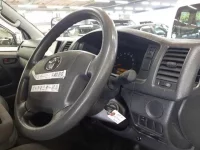 Toyota HIACE VAN лот № 30617 оценка R  с аукциона в Японии 6