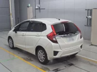 Honda FIT лот № 30621 оценка 3.5  с аукциона в Японии 5