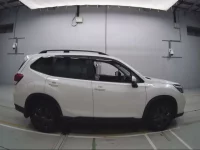Subaru FORESTER лот № 30627 оценка 4.5  с аукциона в Японии 2