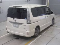 Nissan SERENA лот № 30629 оценка 4  с аукциона в Японии 1
