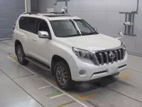 Toyota LAND CRUISER PRADO лот № 30634 оценка 4.5  с аукциона в Японии 4