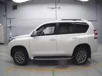 Toyota LAND CRUISER PRADO лот № 30634 оценка 4.5  с аукциона в Японии 3