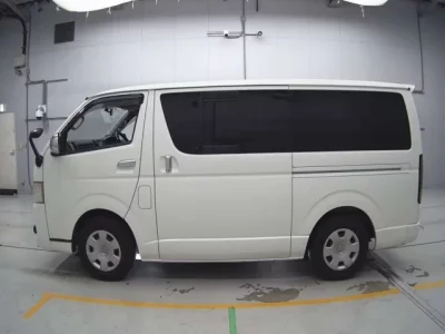 Toyota REGIUS ACE VAN