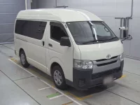 Toyota HIACE VAN лот № 40129 оценка R  с аукциона в Японии 4
