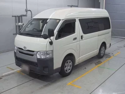 Toyota HIACE VAN  с аукциона в Японии