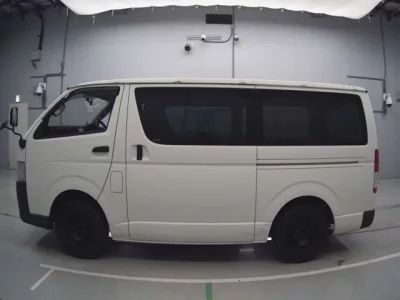 Toyota REGIUS ACE VAN