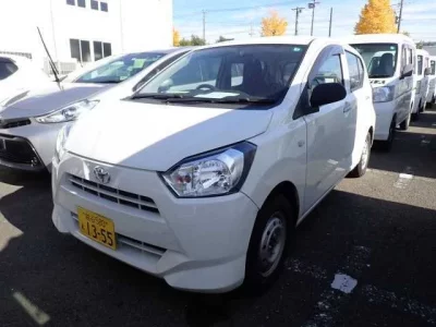 Toyota PIXIS EPOCH  с аукциона в Японии