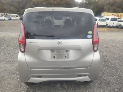 Nissan DAYZ  с аукциона в Японии