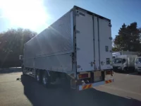 Nissan QUON лот № 16789 оценка 3.5  с аукциона в Японии 4