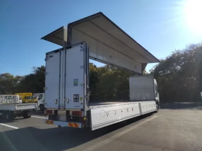 Nissan QUON  с аукциона в Японии