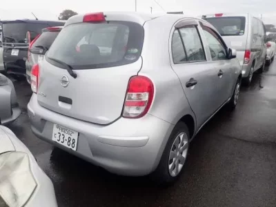 Nissan MARCH  с аукциона в Японии