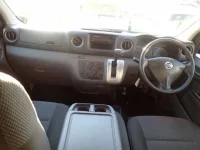 Nissan CARAVAN VAN лот № 70 оценка 3.5  с аукциона в Японии 5