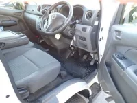 Nissan CARAVAN VAN лот № 70 оценка 3.5  с аукциона в Японии 7