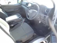 Nissan CARAVAN VAN лот № 9 оценка 3.5  с аукциона в Японии 6