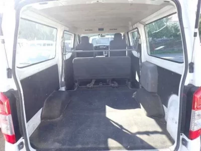 Nissan CARAVAN VAN