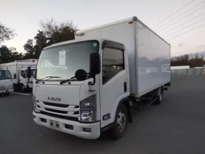 Isuzu ELF  с аукциона в Японии